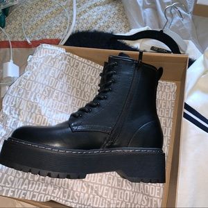 Bettyy Black Leather Boots